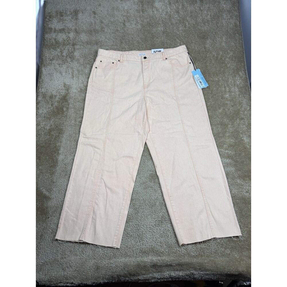 NWT Future Collective Women’s Straight Leg Cropped Jeans Size 18 Peach New! A352